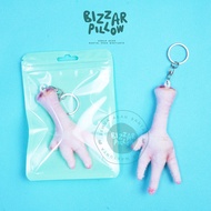 GANTUNGAN Bizzarpillow Chicken Feet Keychain | Souvenir BZ436