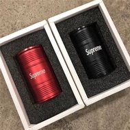Supreme 煙灰缸