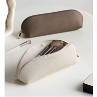 Durable and beautiful PU leather makeup brush bag (22x6,5x0.5cm)