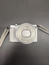 Nikon 1 J5