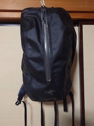 ARC'TERYX Astri19 黑包 背包 22 Bora 防水拉鍊 背囊 始祖鳥