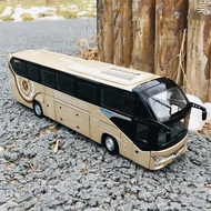 1: 42 Yutong Bus Double-Decker Tourism Bus Yutong Bus Yutong Bus Yutong T7 Medium