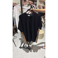 LADIES TEE WITH SIDE SIGNATURE PRINT DESIGN