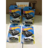 Mattel Hotwheels 16 Cadillac ATS-V R NEW (HW35)