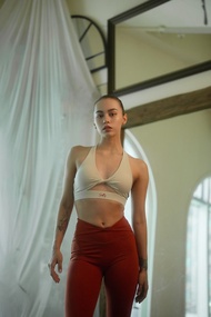 敦煌系列 扭結腰線 翹臀彈性緊身褲/瑜珈褲/運動褲 - 喇叭款