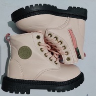 Boot Sepatu Anak Perempuan Boot Docmart Kulit Tali Gaya Keren Fashion British DM-C