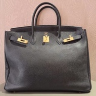 Hermès | Vintage Black Birkin 40 in Togo Leather with Gold Hardware (Stamp Square D)