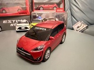 1:30 Toyota Sienta NSP170 豐田原廠 回力車 酒红色