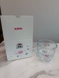 麒麟啤酒限定版櫻花玻璃杯一對（粉紅及粉藍）