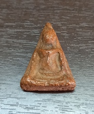 B79 พระนางพญา พิมพ์เข่าโค้ง กรุวัดนางพญา เนื้อดิน พิมพ์ชัดลึกคมทุกจุด #พระนางพญา #เครื่องราง #บูชาพร