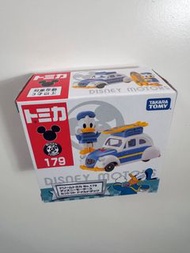 唐老鴨造型的玩具車