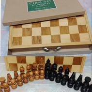 Narra Wooden Chess Set with Kraft Gift Box Tournament Size