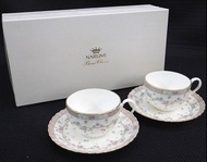 特惠價 絕版品 日本製名瓷~ 鳴海 NARUMI 骨瓷 夢幻浪漫小花 茶杯 咖啡杯 2杯2盤 3500元