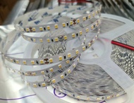 LED Dây Dán 3528 Điện 24Vol Dài 5M Loại 120 Bóng/1M