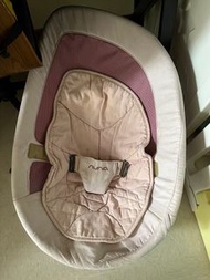 Nuna Leaf Baby seat 嬰兒搖椅
