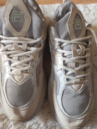 sepatu second branded