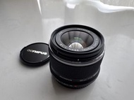 Olympus M.Zuiko Digital 25mm f/1.8 Lens