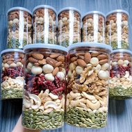 Mix Nuts 5 Types of Nuts (macca, almonds, cashews, walnuts, zucchini) nutritious Nuts Healthy snacks