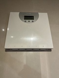 Tanita BMI電子體重計HD-325
