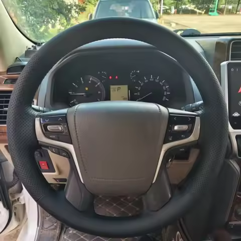Hand-Sewn Microfiber Leather Car Steering Wheel Overlord Cool Land Cruiser LC200 LC300 Steering Whee