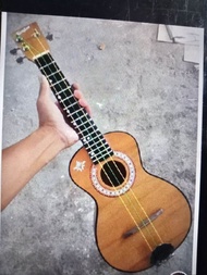 Ukulele bobok kayu senar 3