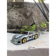 Hot wheels porsche 935 silver base iron loose
