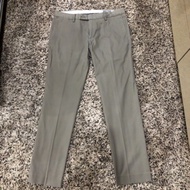 Dockers Chino Pants Gray-Brown Waist 32 ” Slim Fit Style Very Good Quality Blend Fabric. Flexible Co