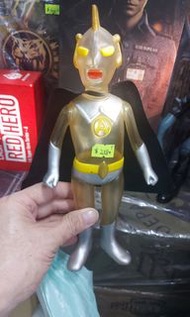 絶臌 MARUSAN ULTRA ACE VINYL FIGURE  P015