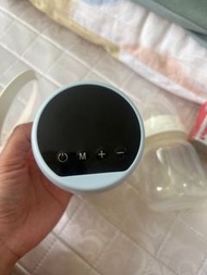 電動吸奶器