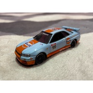 Johnny Lightning 1999 Nissan Skyline GT-R (BNR34) Gulf Tampo 999 Bridgestone Potenza Loose Rubber Ti