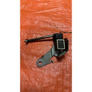 BMW E60 front headlight suspension level sensor RHD