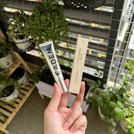 EADEM Le Chouchou Exfoliating + Softening Peptide Lip Balm