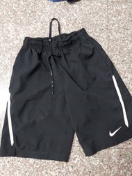 Nike球褲L尺寸