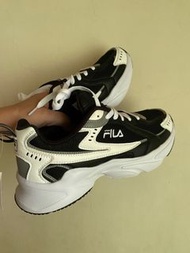 【不議價】FILA 休閒鞋 Pinball 黑 白 老爹鞋 斐樂 經典 復古 慢跑鞋 韓系1J928W010 24 24.5 26.5