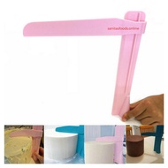 Buttercream Leveler/Leveler