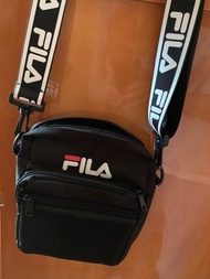 Fila斜咩袋