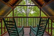 GYPSY ROAD - Privacy! Log Cabin with Hot Tub, WiFi, DirecTV and Arcade