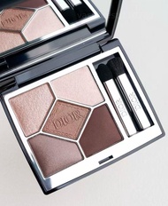 順豐包郵現貨💝 Dior 迪奧5色眼影盤 #669 Soft Cashmere