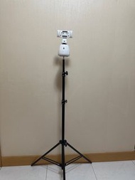 LUMOS 智能追蹤雲台三腳架 補光燈