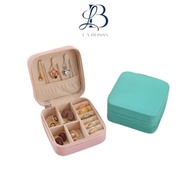 La Bossy Fashion Jewelry Box Mini Multipurpose Portable Jewelry Box Anti-Scratch Accessories Wanita 