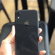 iPhone XR second // 128gb