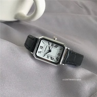 Vintage Small Dial Watch Women Watches Sweet Leather Strap Casual Women's Watches Bracelet Quartz Ladies Watch Women Clock Wrist SYUE