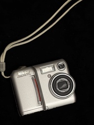 NIKON COOLPIX 775 CCD