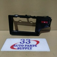 HONDA JAZZ FIT GK5 GP6 PANEL RADIO COVER 77250-T5A(JAPAN USED)