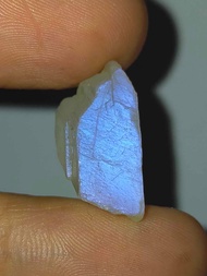 พลอย ก้อน มูนสโตน มุกดาหาร เหลือบ ฟ้าน้ำเงิน ธรรมชาติ ดิบ แท้ ( Unheated Natural Blue Flash Moonstone ) หนัก 17.7 กะรัต
