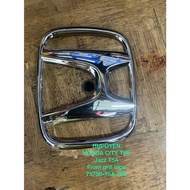 HONDA CITY T9A [GM6], JAZZ T5A [GK5] FRONT GRILLE LOGO / EMBLEME (CHROME) [75700-T5A-000] [1PCS] REA