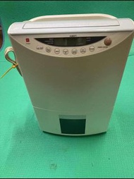 Dehumidifier 抽濕機