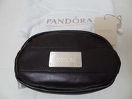 丹麥珠寶品牌 潘朵拉 PANDORA 手拿包600元 品牌限量紀念，全新 附收納袋