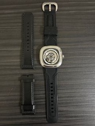 SEVENFRIDAY 解構世界自動上鍊機械錶-銀x黑/47mm P1B