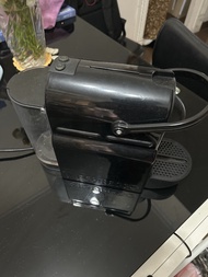 Nespresso Essenza Mini 咖啡機